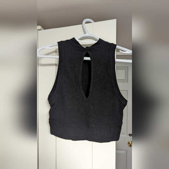 Abercrombie Knit Mock Neck Top in Black, size M - Picture 2 of 2